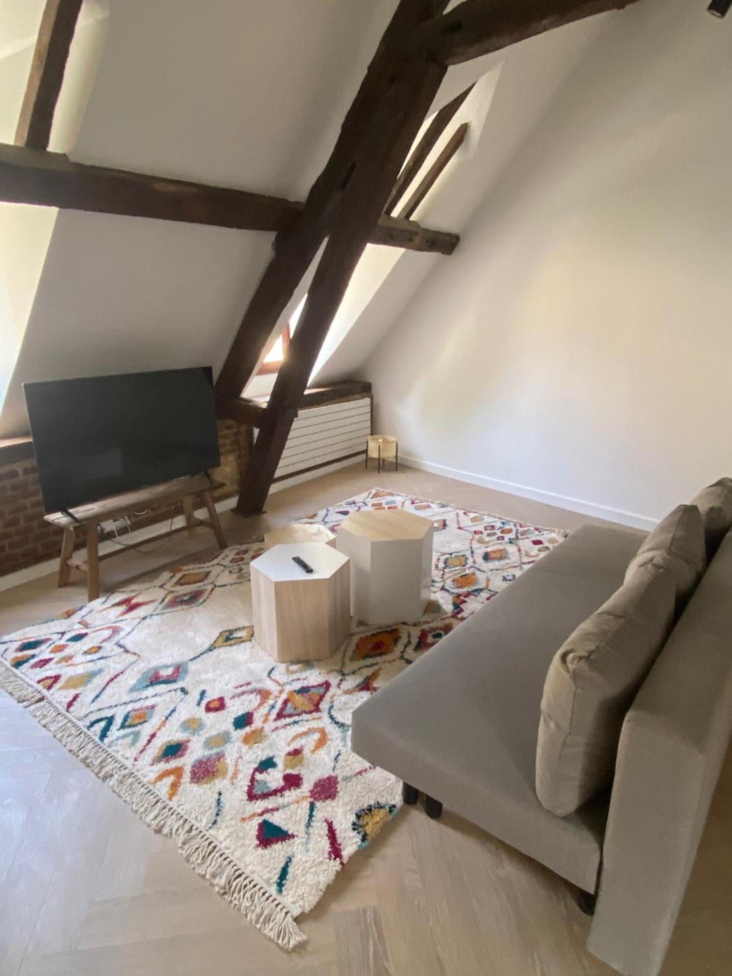 Appartement Victor Hugo Amiens Exteriör bild